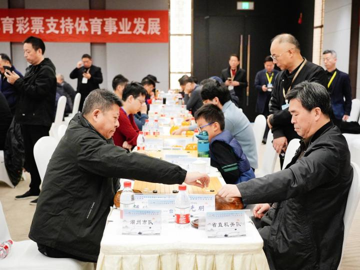 全省业余高手“棋”聚桐乡 第十届浙江省业余围棋联赛收官战启幕