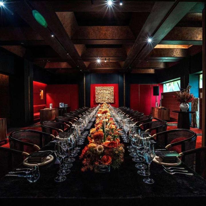 讲究用餐礼仪,用餐气氛优雅,一家以丝绸之路为主题的Fine Dining餐厅开业了