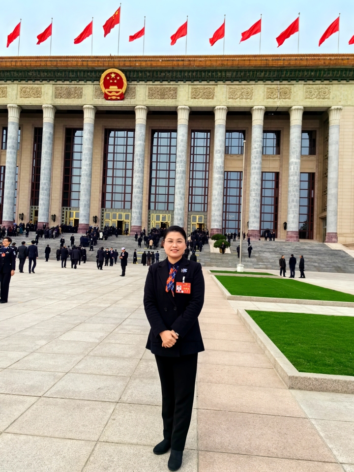 全国人大代表谢丽:把旅游公共服务纳入基本公共服务体系 切实提升旅游公共服务水平