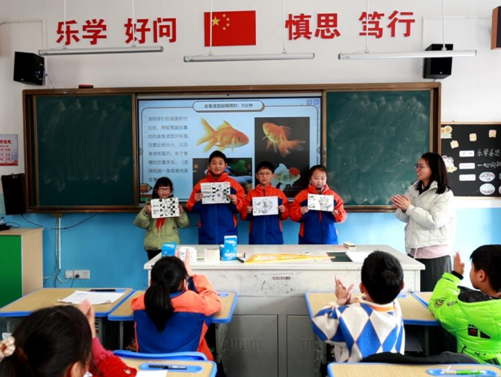 杭州多所学校开设AI双师课，实现课后服务多元化发展