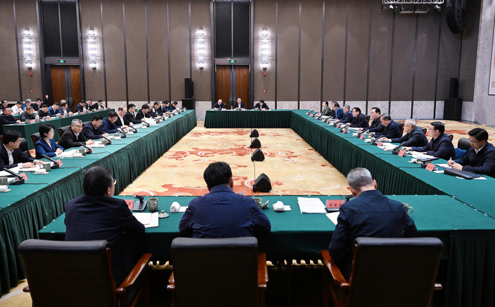 4月11日下午,省委常委会在宁波市召开会议,专题研究推动宁波高质量发展。记者 胡元勇 摄.jpg