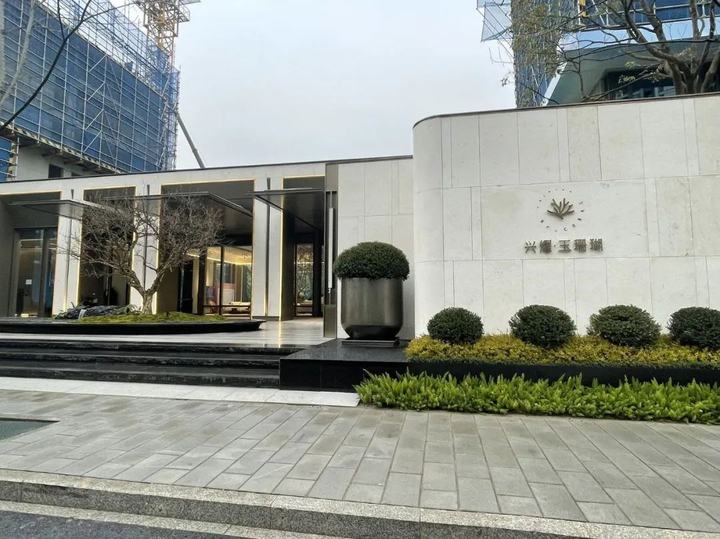卷起来!4月新盘流摇率攀升,价格战蠢蠢欲动