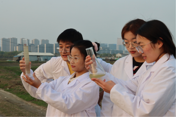 嘉兴南湖学院师生合力实现技术突破,开创散塘养殖户尾水治理新模式647.png
