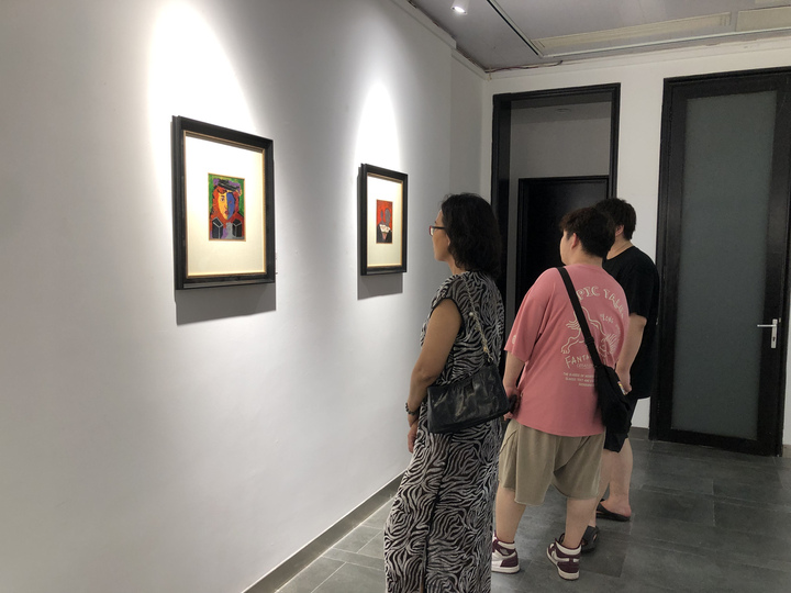 “本非有意——李孝萱油画作品展”在杭州开幕，展至6月1日