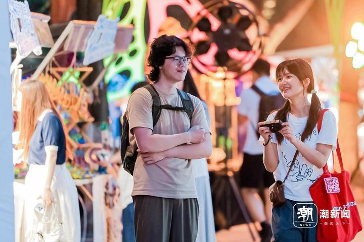杭州举办中国大运河文化市集 庆祝大运河申遗成功10周年