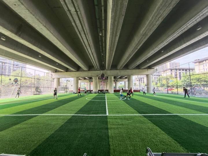 唤醒“沉睡”空间，桥下别有洞天，看杭州如何巧绘城市“金角银边”