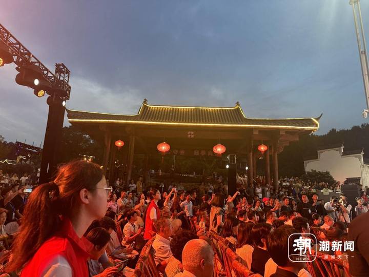 11部(篇)作品获颁首届雪峰文论奖:从冯雪峰的故乡出发,走向更广阔的世界
