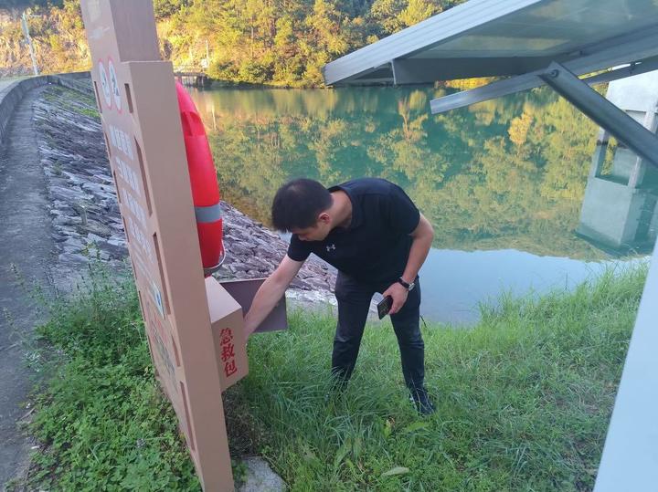 加强重点区域排查，筑牢防溺水安全网