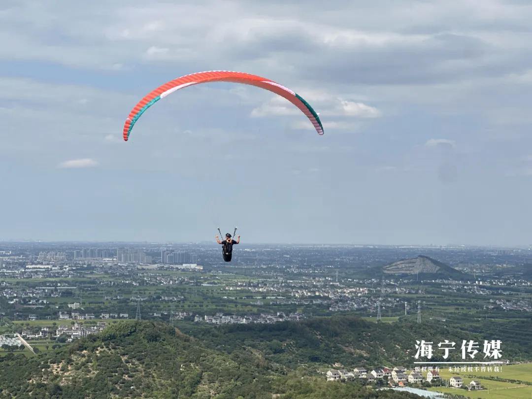 1847965770785406976.webp 图片