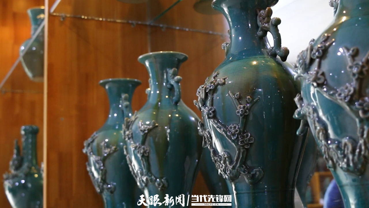 牙舟陶-裸.00_01_50_00.Still008.png