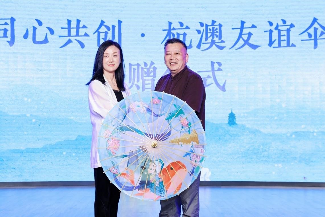 杭州多所学校收到来自澳门学子的明信片，上面都写了什么