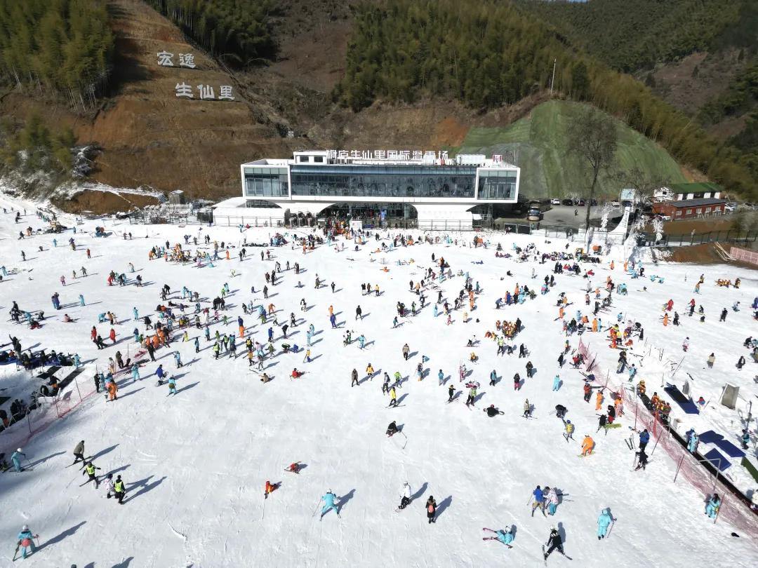 新春走基层：冰雪运动在浙江为何热“雪”沸腾？(图4)