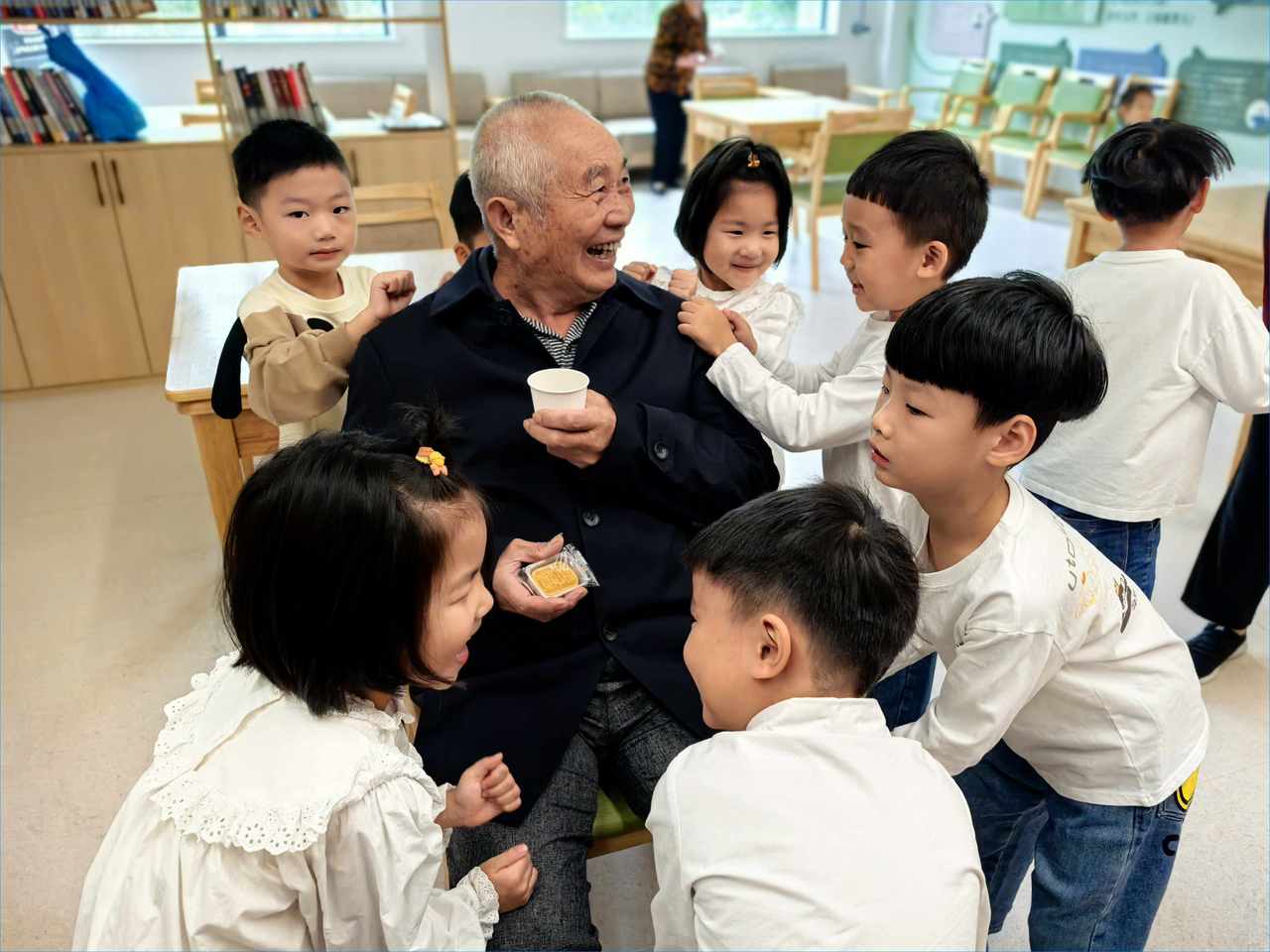 吴兴环渚街道:聚焦“一老一小” 描绘全龄友好民生画卷