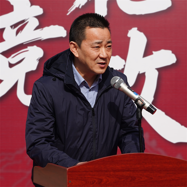 3.合肥市文联党组成员、副主席张迅雷致致辞.png