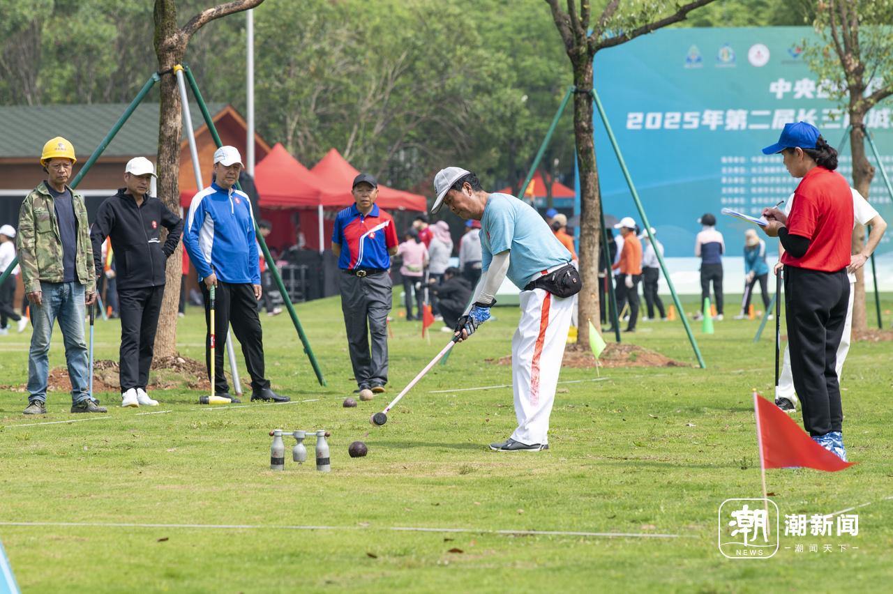专业场地里挥一杆!长三角城市木球联赛在金华开赛