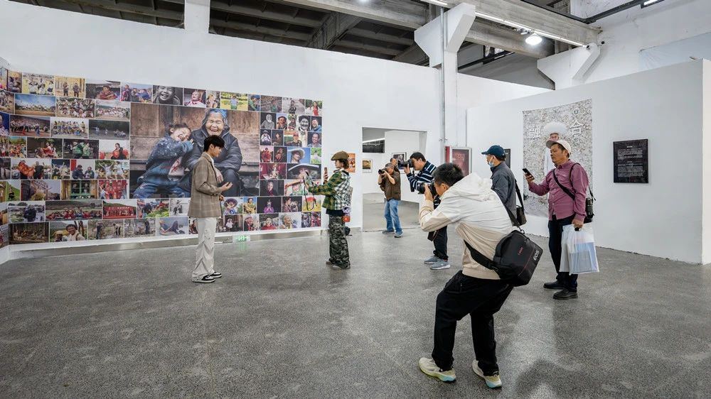 △世界摄影人大会展览。雷宁 摄.jpg