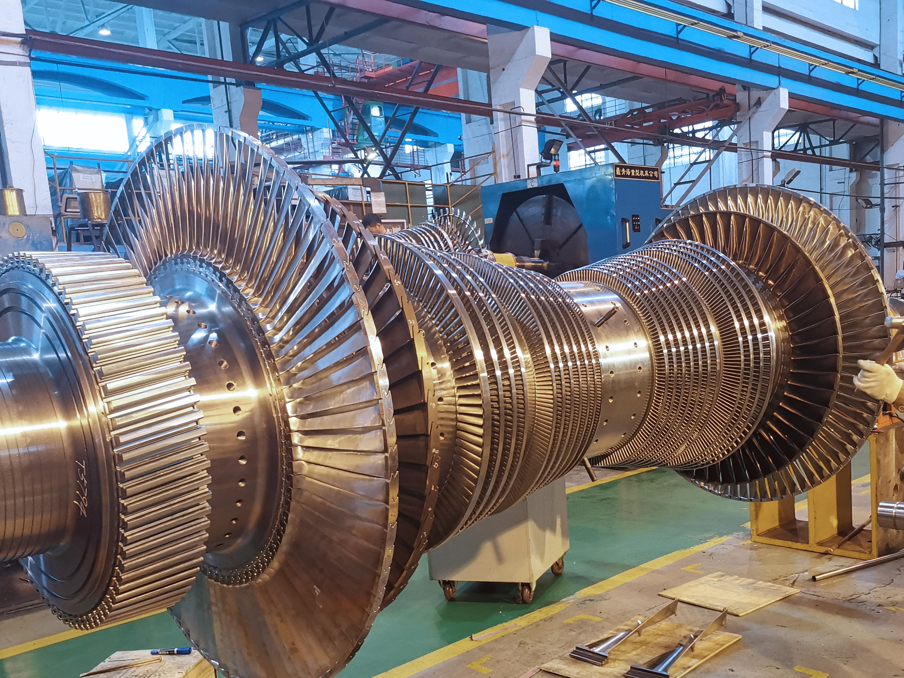 杭汽轮自主研发F级50兆瓦重型燃气轮机点火成功 浙江造出“争气机”
