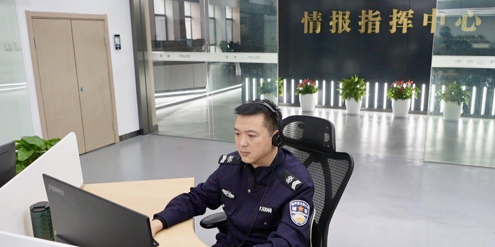 “警小爱”，秒级响应真人般互动！杭州探索AI时代基层治理新实践