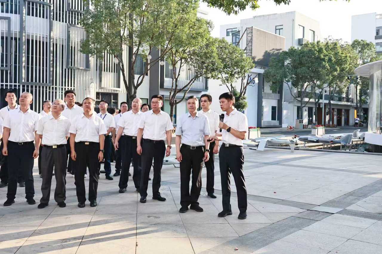 微信图片_20251012131431_70_231.jpg