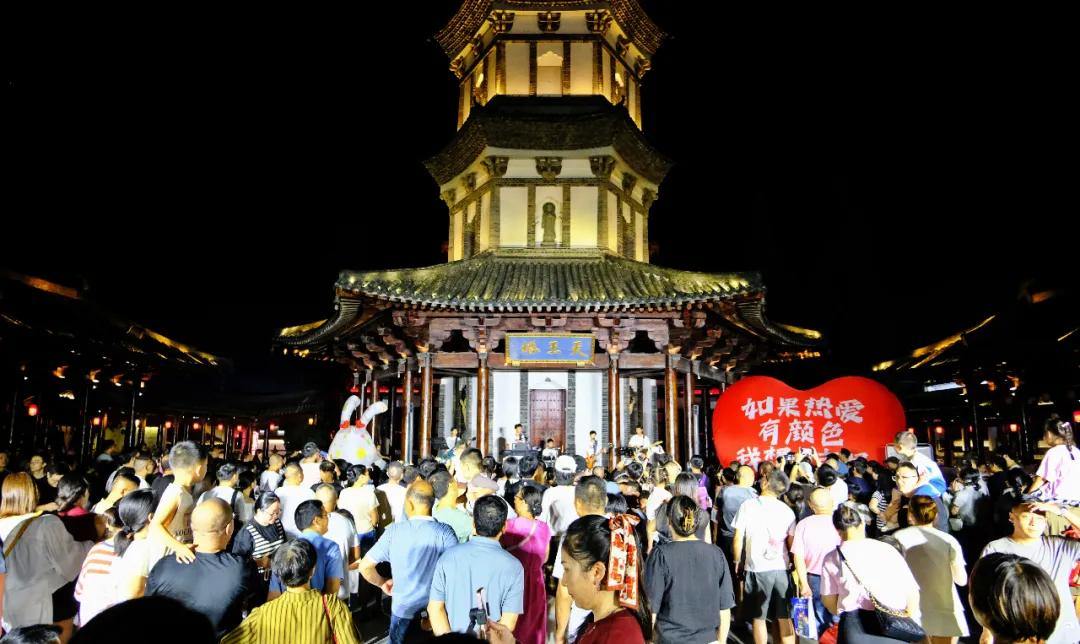 1991433321103470592.webp 图片