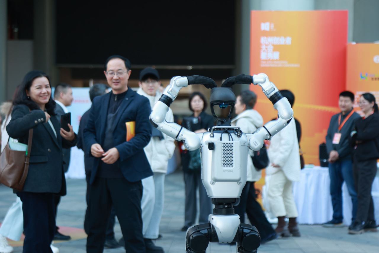托举、同行、陪跑……这座城的每一“杭”都在为创业者谋篇布局