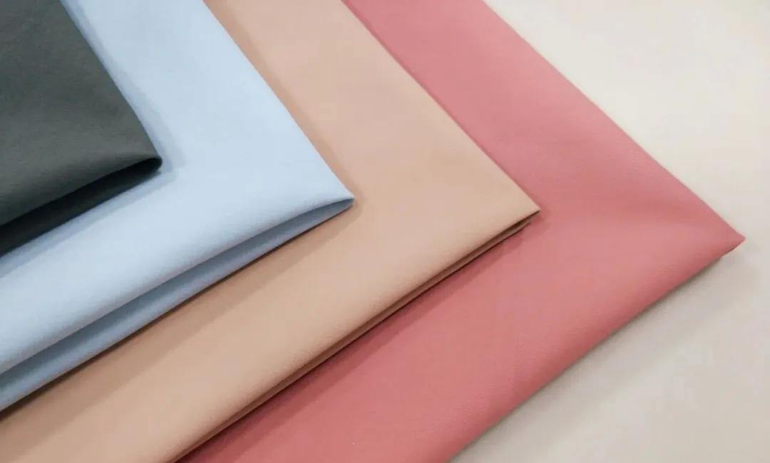 1993179946675056640.webp 图片