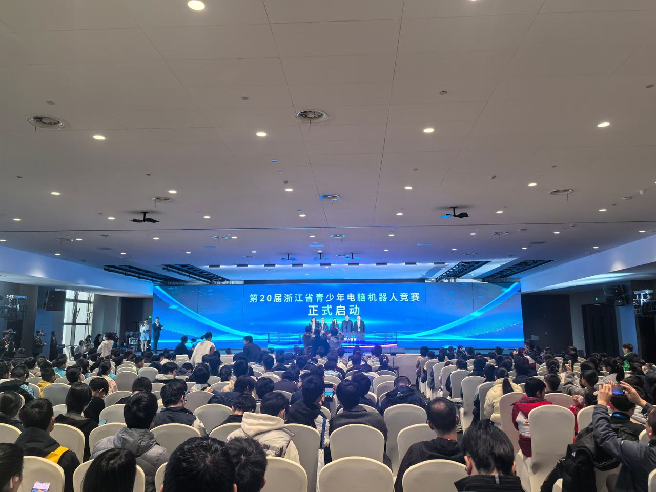 微信图片_20251129110410.jpg