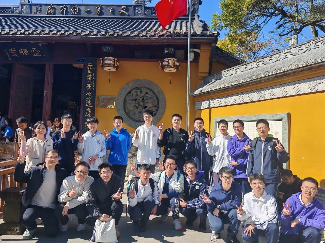1995404580841566208.jpg 图片