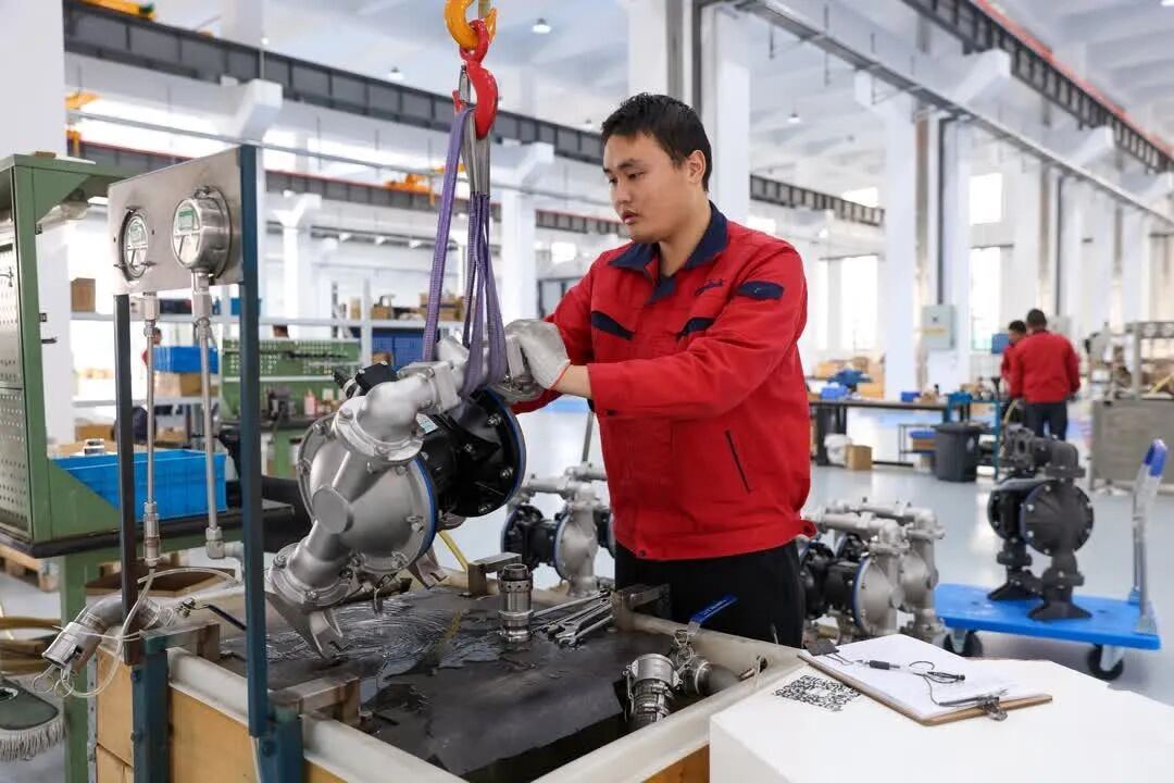 德清：开足马力冲刺“全年红”