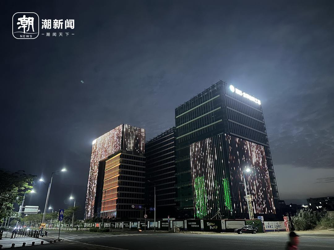 微信图片_20251215215120_655_1366.jpg