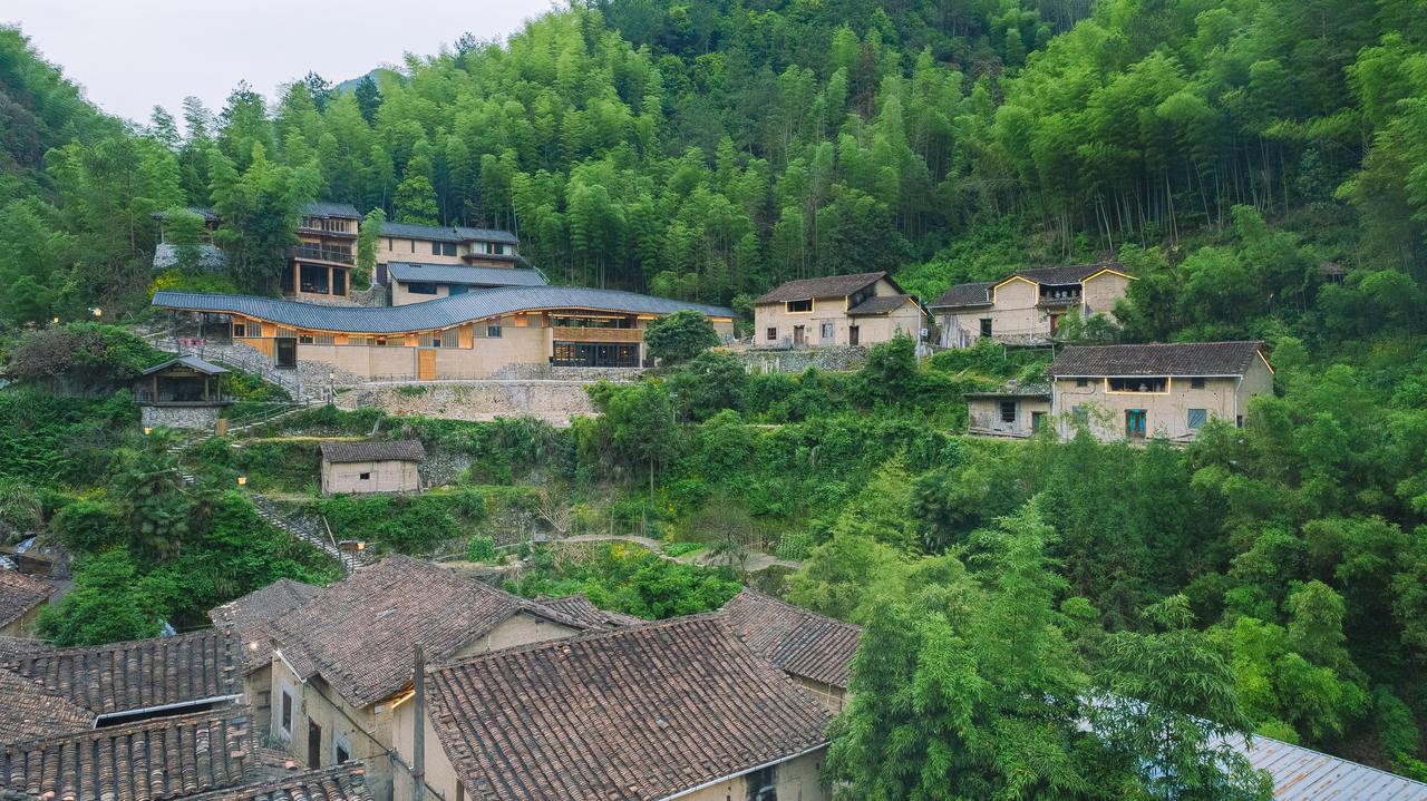 瓜茄　鶯字第一　奥村伊九良　中国美術 一带一路》主题美术作品展| 李净弘| 2025_中华网