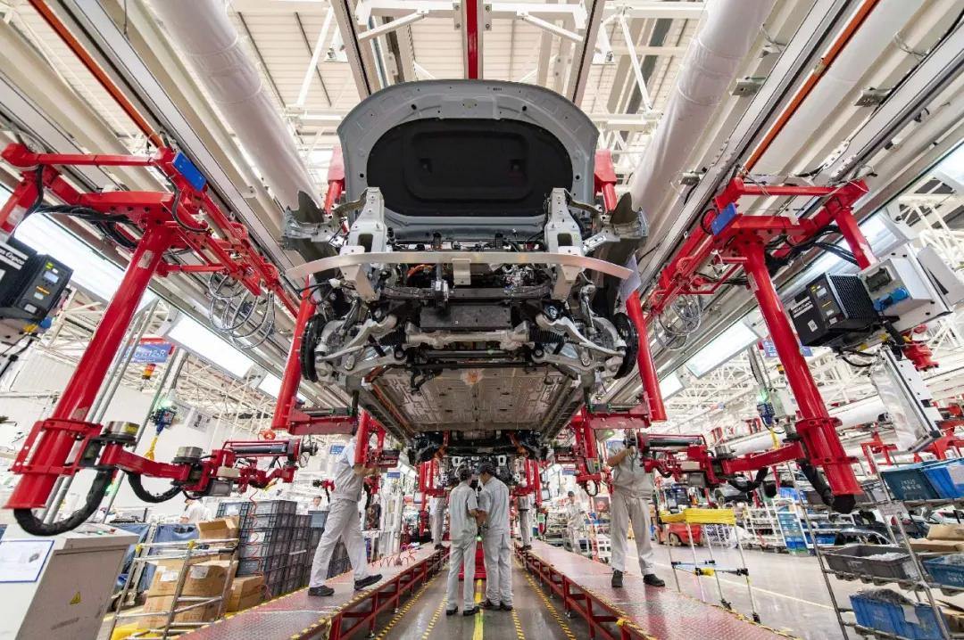 2016474316501078016.webp 图片