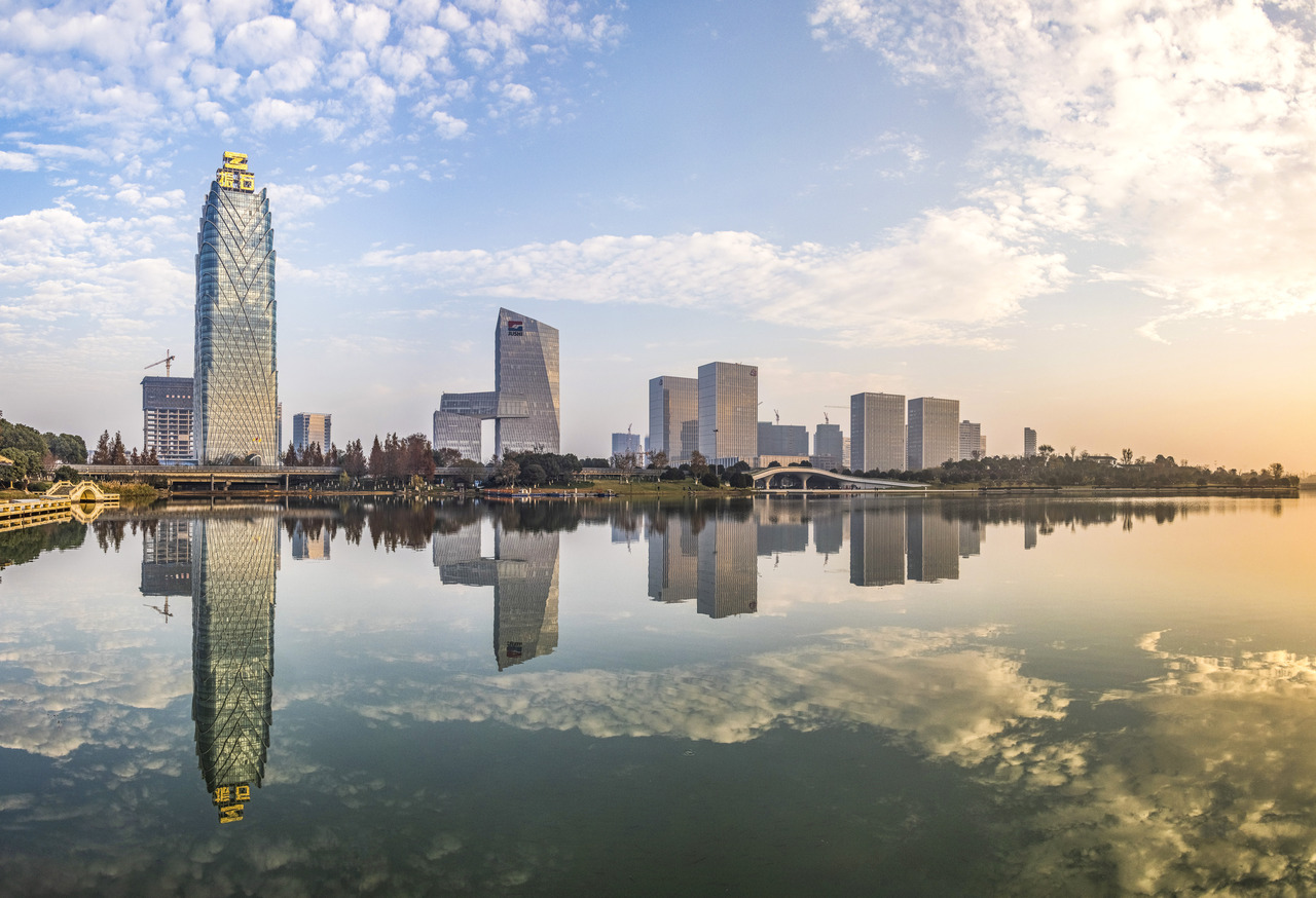 凤凰湖.jpg