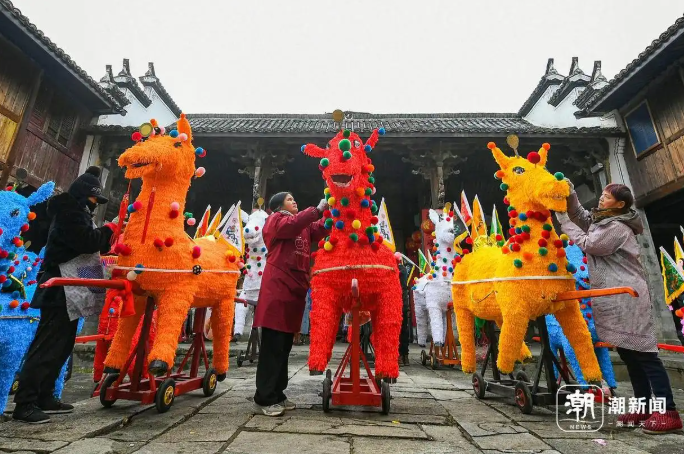 擂马灯迎新年.png