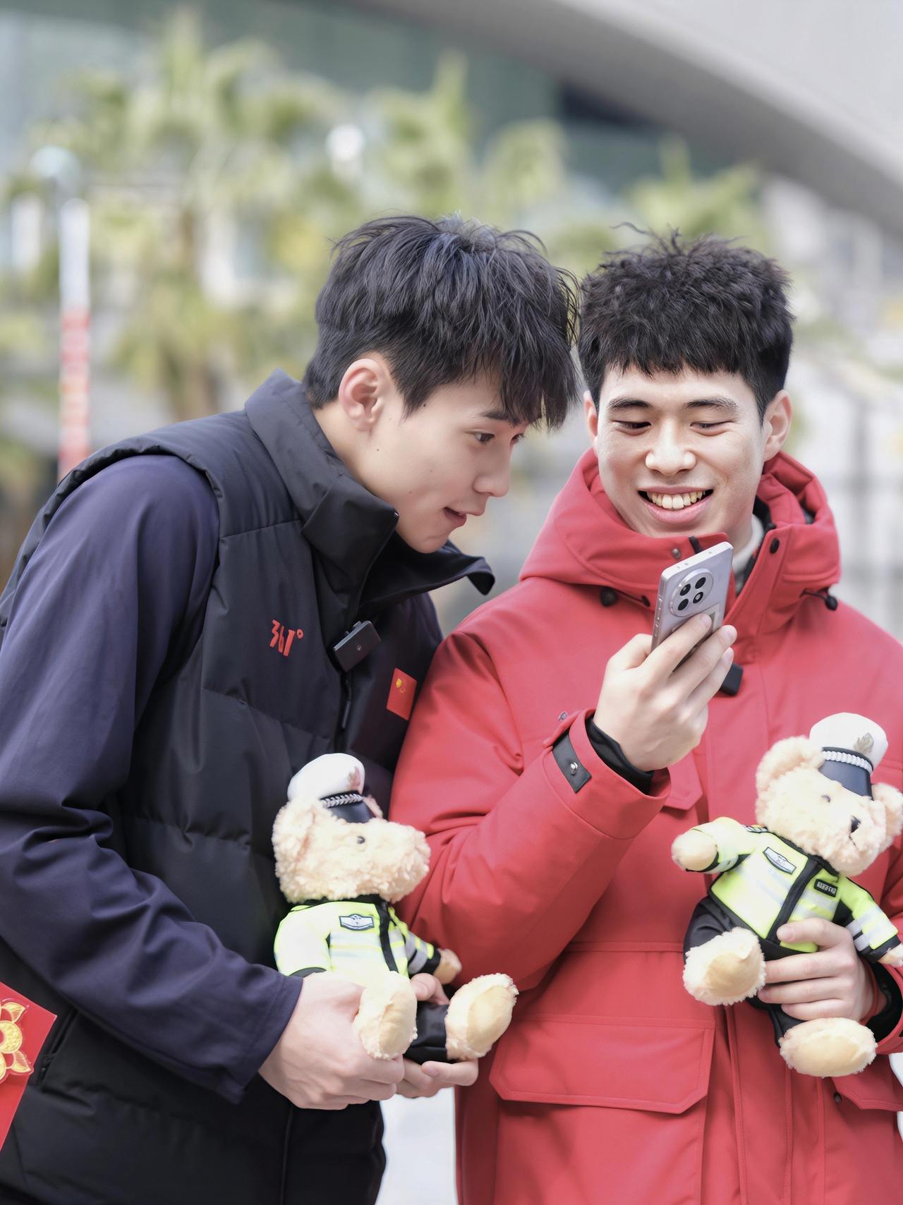 温州联队队员参与交警活动 图源受访者