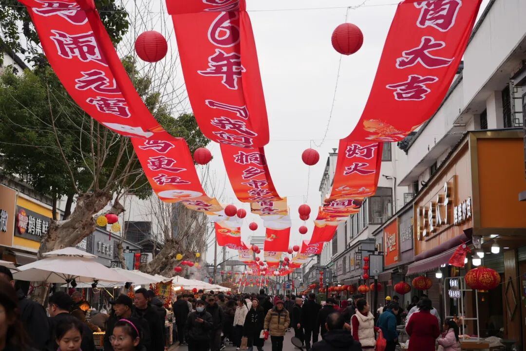 2027739589140992000.jpg 图片