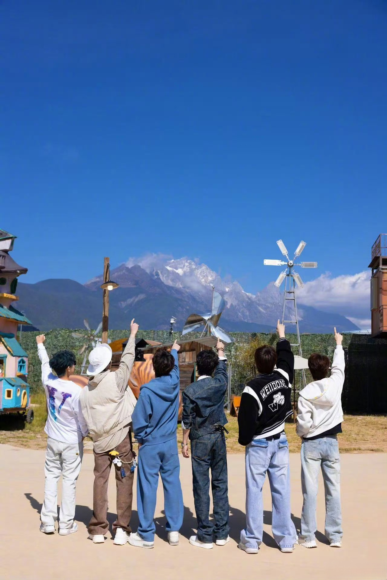 微信图片_2026-03-12_132914_400.jpg 有风有歌有老友,《快乐老友·有风季》温暖收官