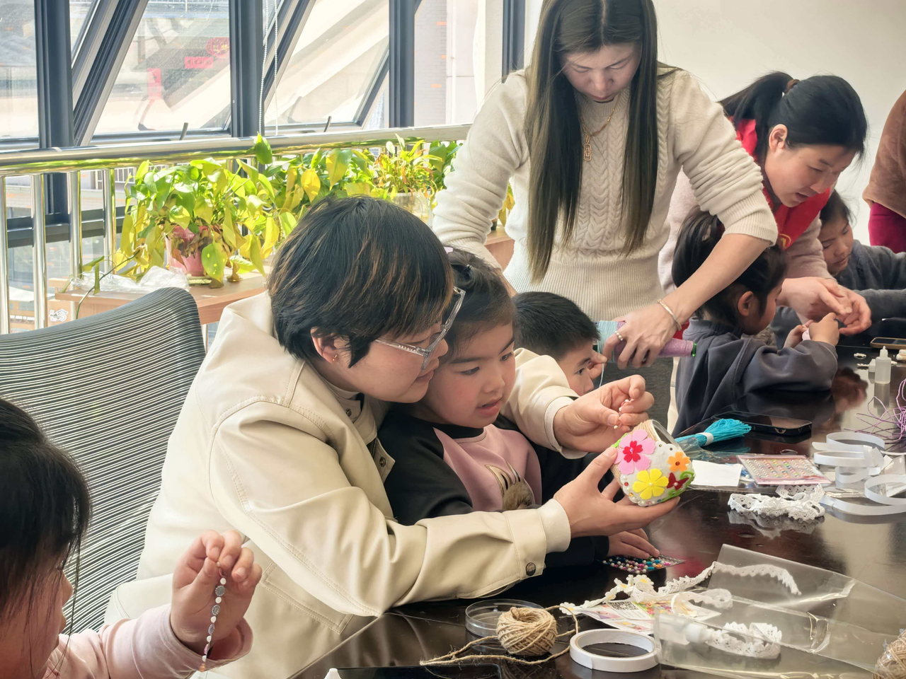 党群携手“拓新”趣 废品变身“中国梦” | 洋溪街道友谊村这场亲子活动很有“料”
