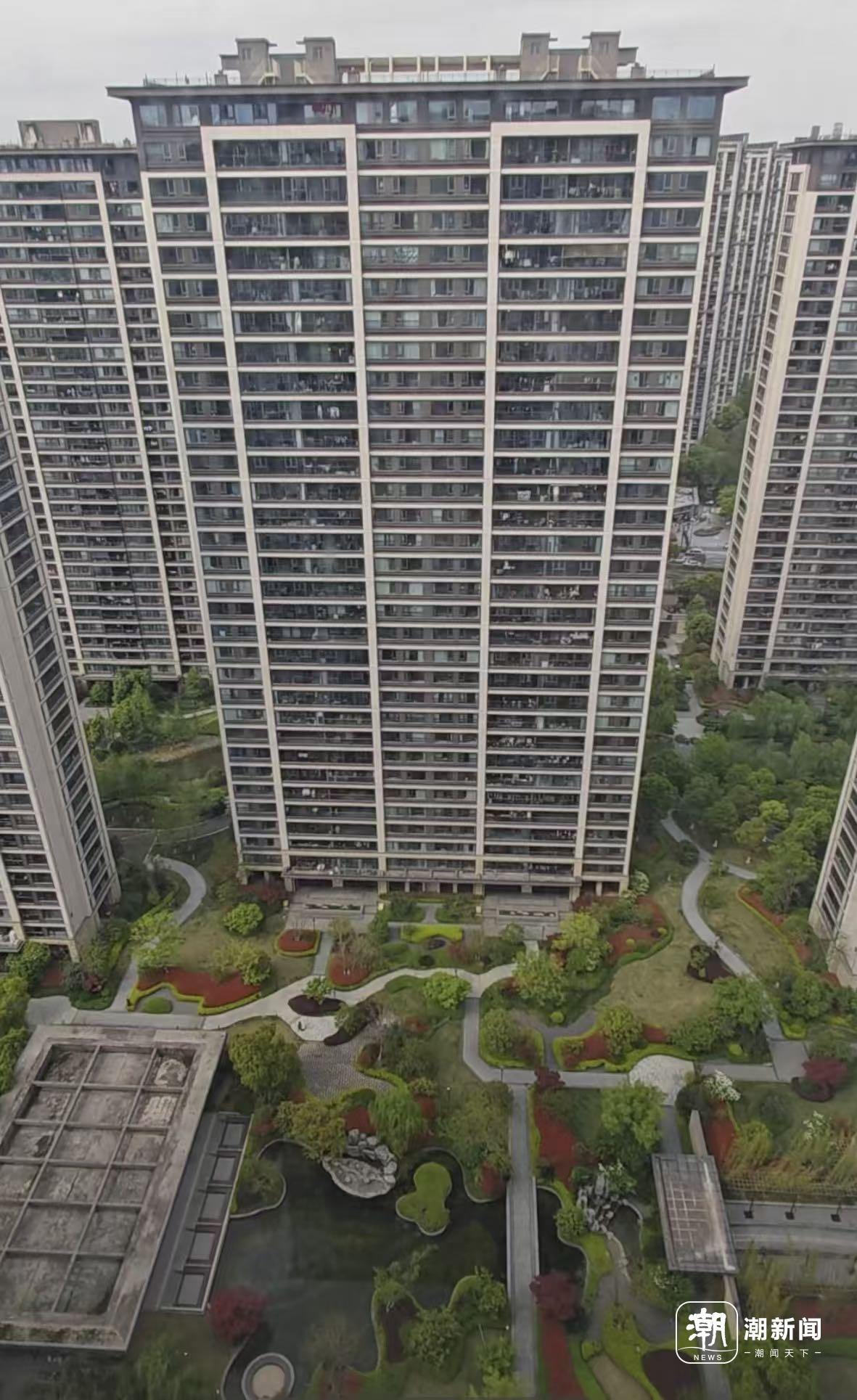限价仅2.81万元/㎡的万人摇红盘解禁,目前二手房挂牌价不到3.5万元/㎡