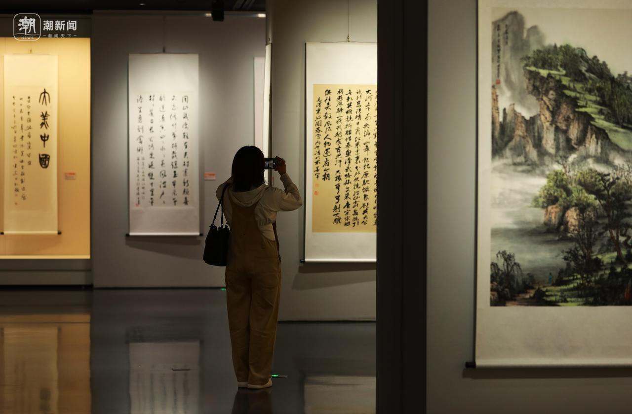 笔墨丹青绘山河！“大美中国”书法美术主题巡展嘉兴启幕