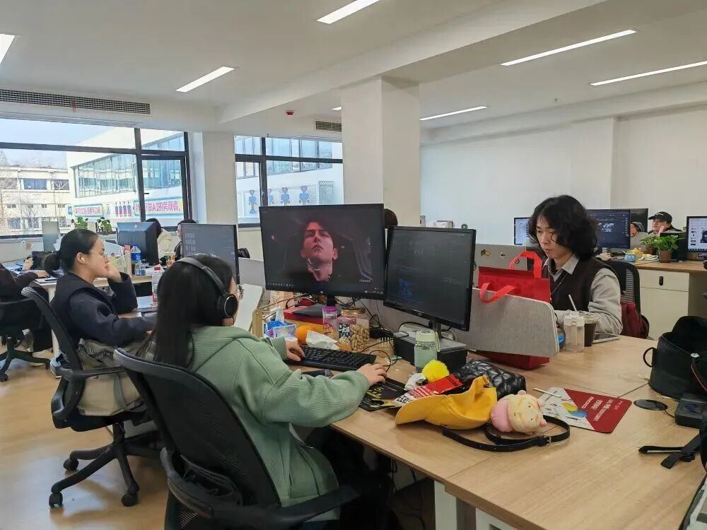 2046739130888429568.jpg 图片