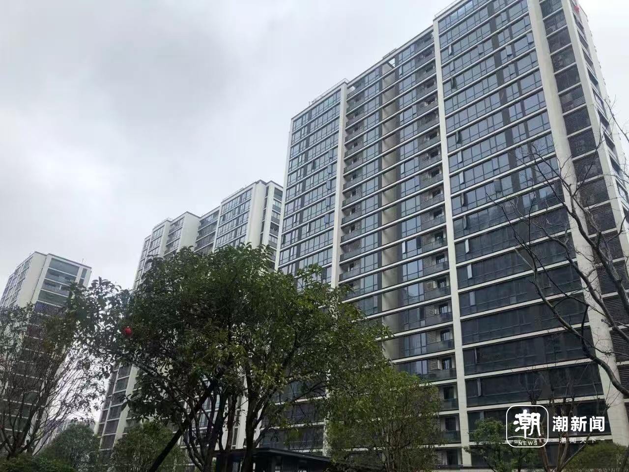 “杭州最美安置房”首套法拍房4.06万元/㎡成交，小区二手房历史成交价曾破10万元/㎡