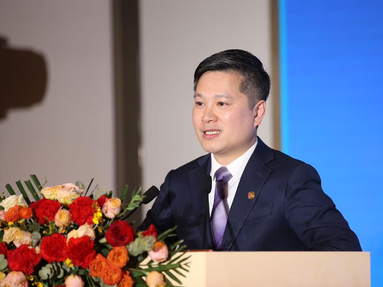 20250414-董事长照片年会.jpg