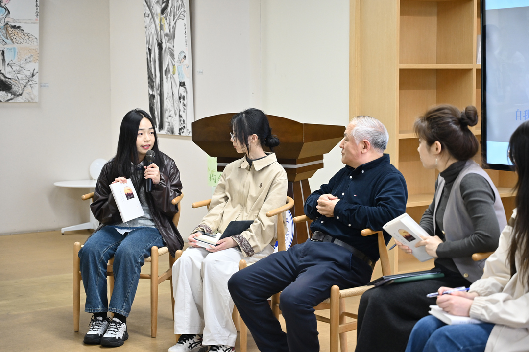 3 对谈同学提问1.JPG