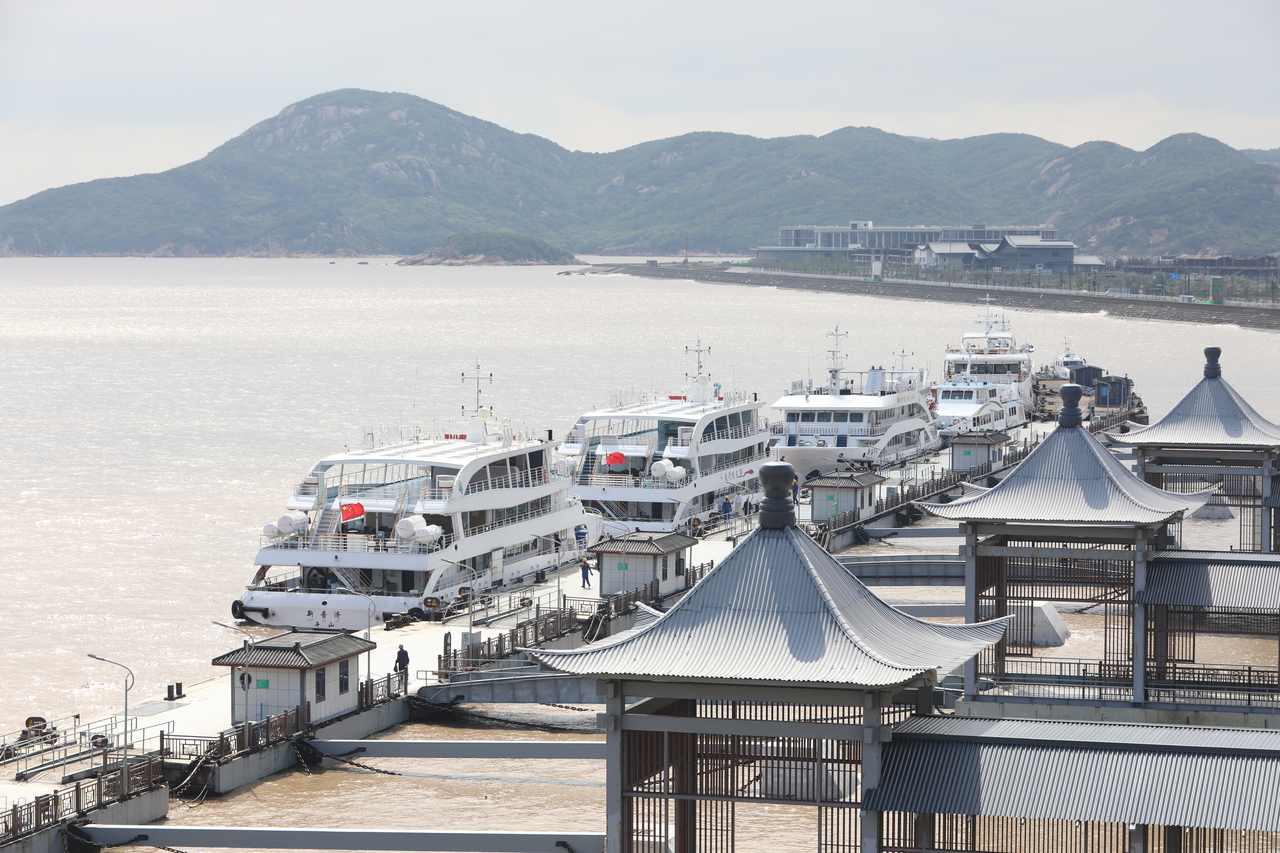 五一”假期首日，舟山水上客运迎出行高峰