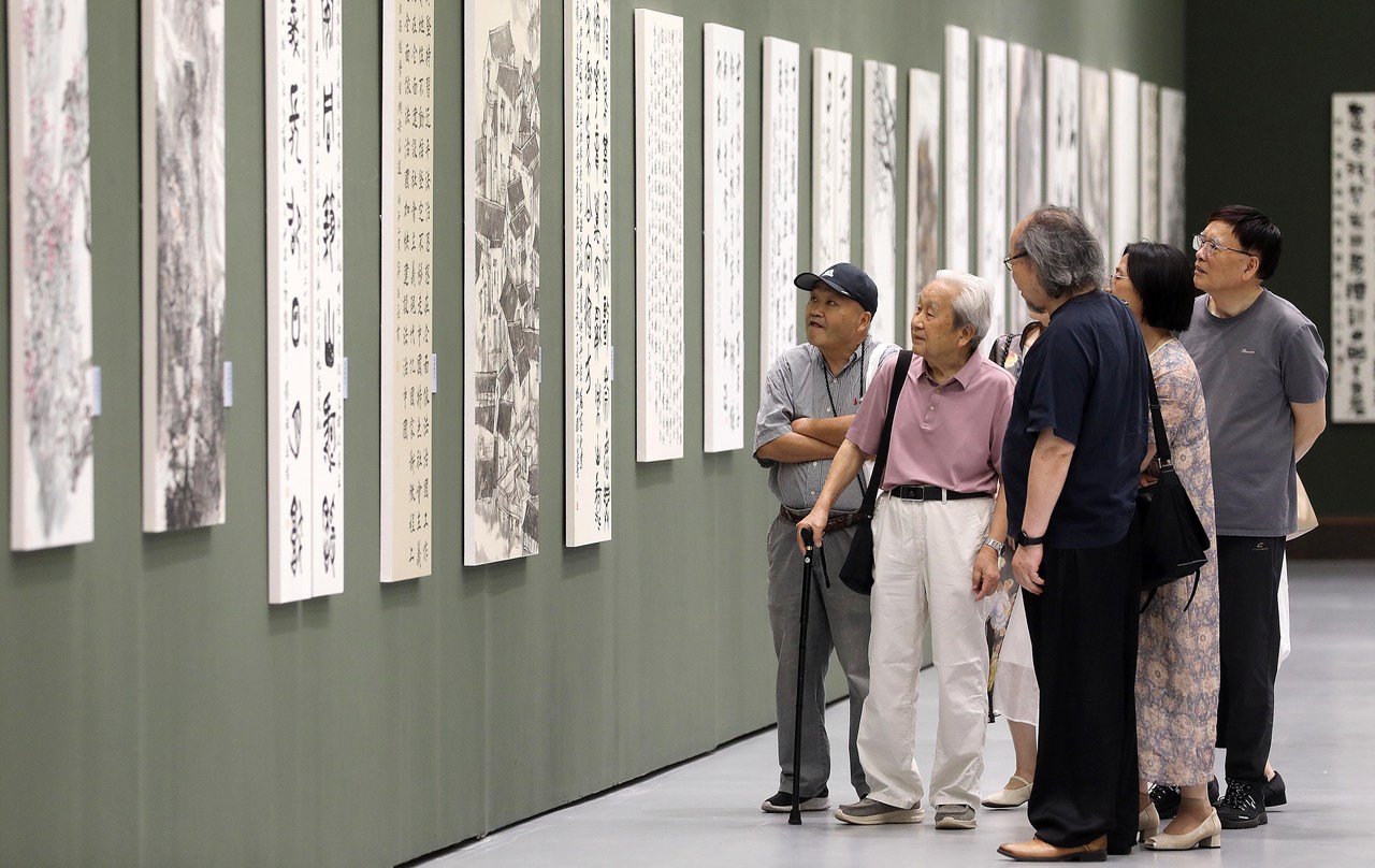 法治浙江建设20年浙江省政协书画作品展启幕