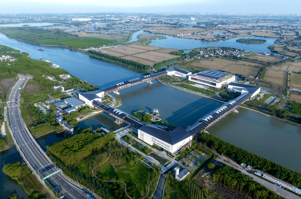 方厅水院竣工实景照片 (2).jpg