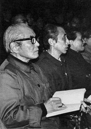 28. 关良在观戏时速写.jpg
