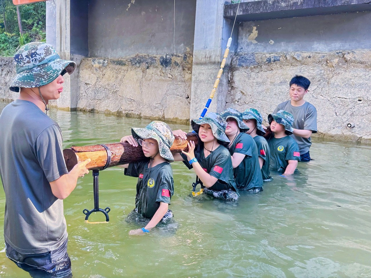 杭州(国际)青少年洞桥营地2026暑期夏令营。受访者供图.jpg
