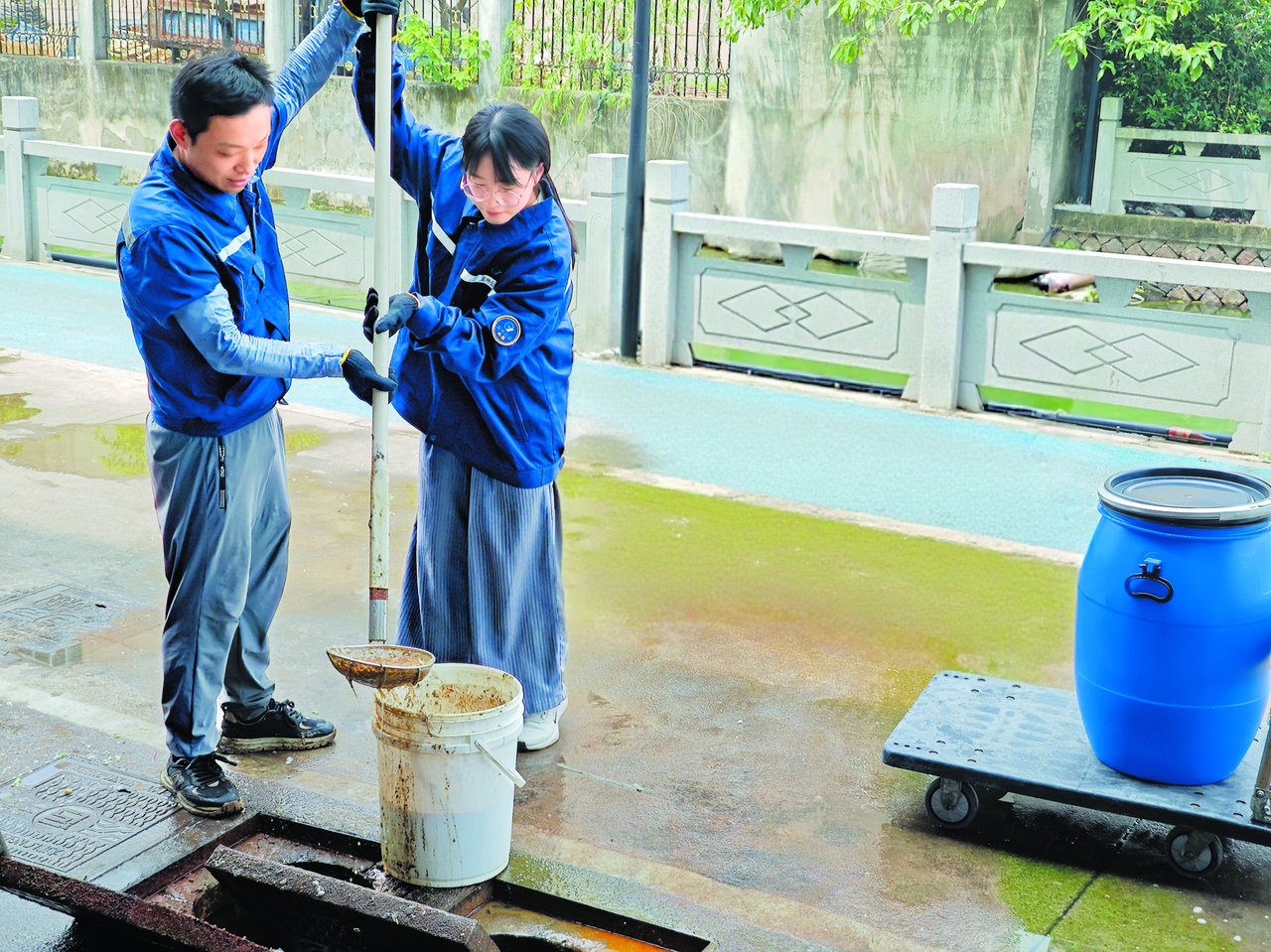 如今抢断货地沟油迎来“牛市”，记者在温州见证变废为宝全过程